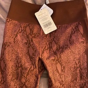 Fabletics leggings